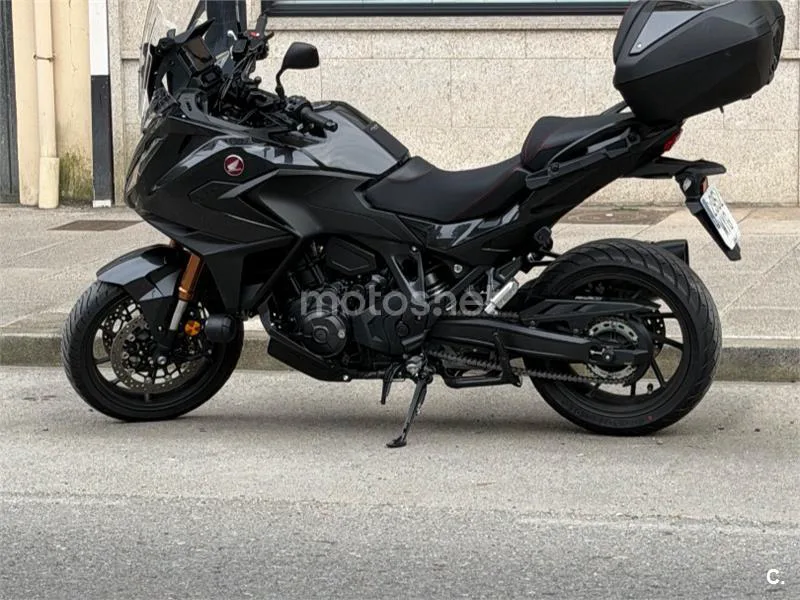 Honda NT1100 - Vista 4