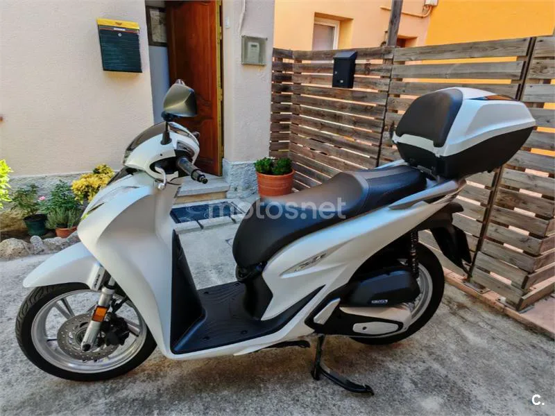 Honda SH125i - Vista 3