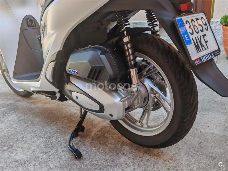 Honda SH125i - Vista 5