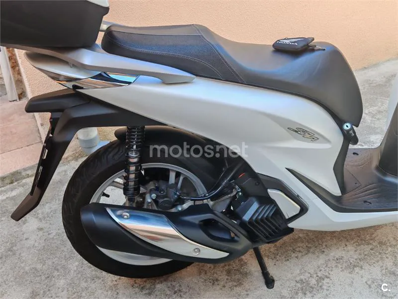 Honda SH125i - Vista 6