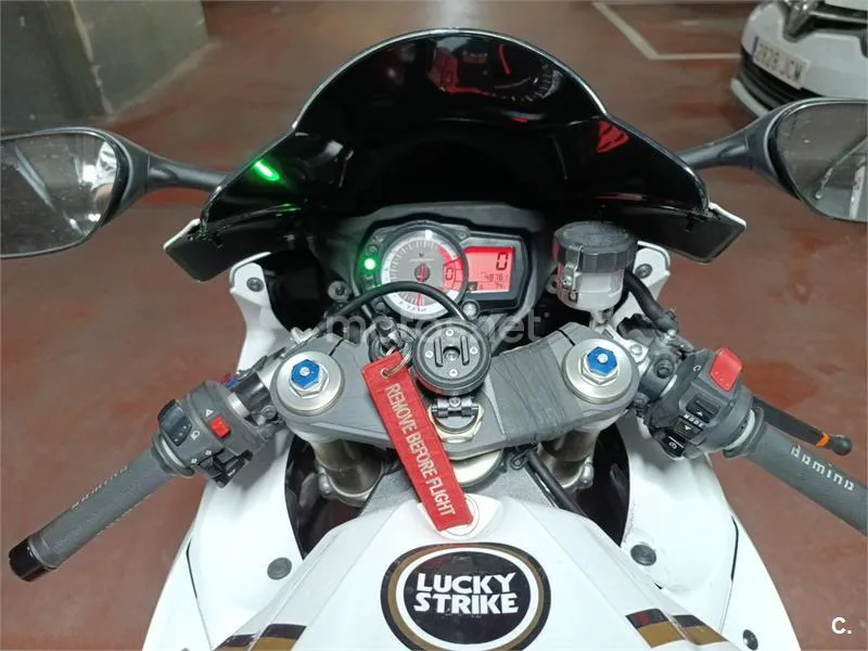 Suzuki GSX-R600 - Vista 7