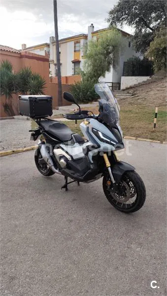 Honda X-ADV - Vista 3