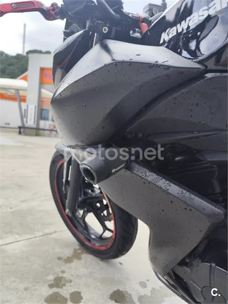 Kawasaki Z300 - Vista 8