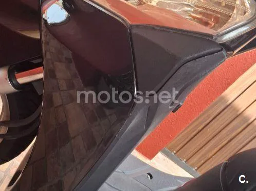 Honda SH300i - Vista 7