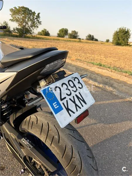 Suzuki GSX-S750 - Vista 8