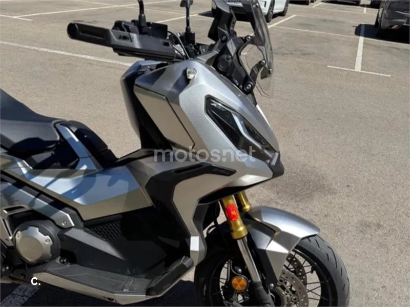 Honda X-ADV - Vista 3