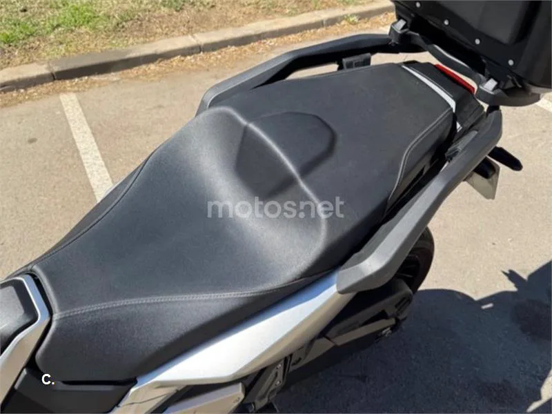 Honda X-ADV - Vista 5