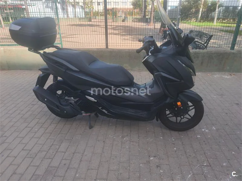 Honda Forza 125 - Vista 3