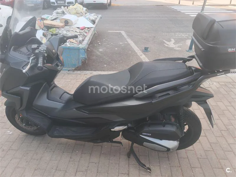 Honda Forza 125 - Vista 4