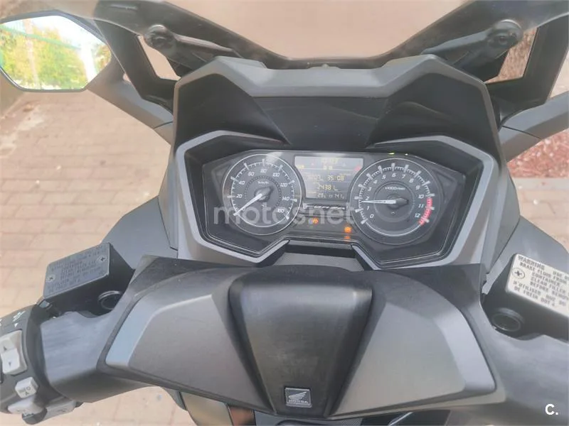 Honda Forza 125 - Vista 5