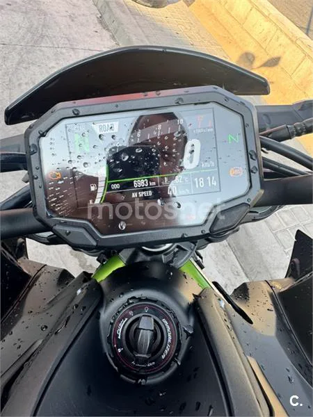 Kawasaki Z900 - Vista 6
