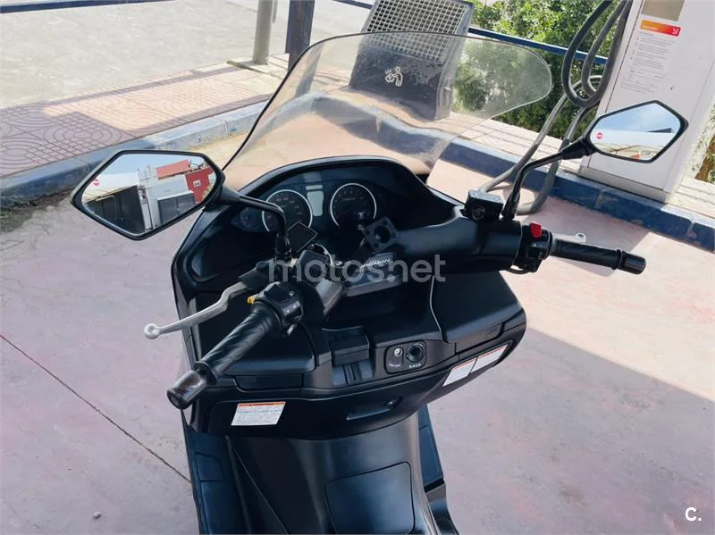 Suzuki Burgman 400 - Vista 6