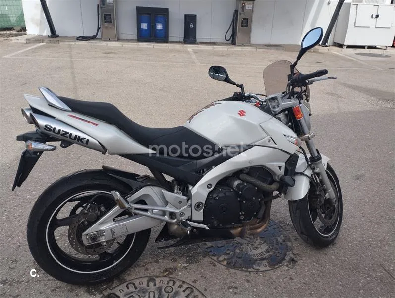 Suzuki GSR600 1800 € 2007 Jaén - 2