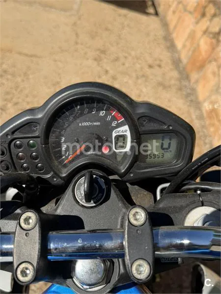 Suzuki Gladius 650 2700 € 2009 Badajoz - 2