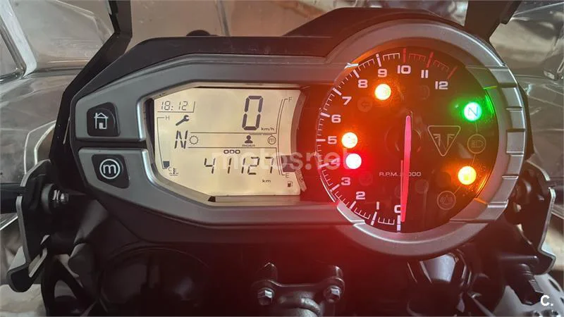 Triumph Tiger 800 XR - Vista 5