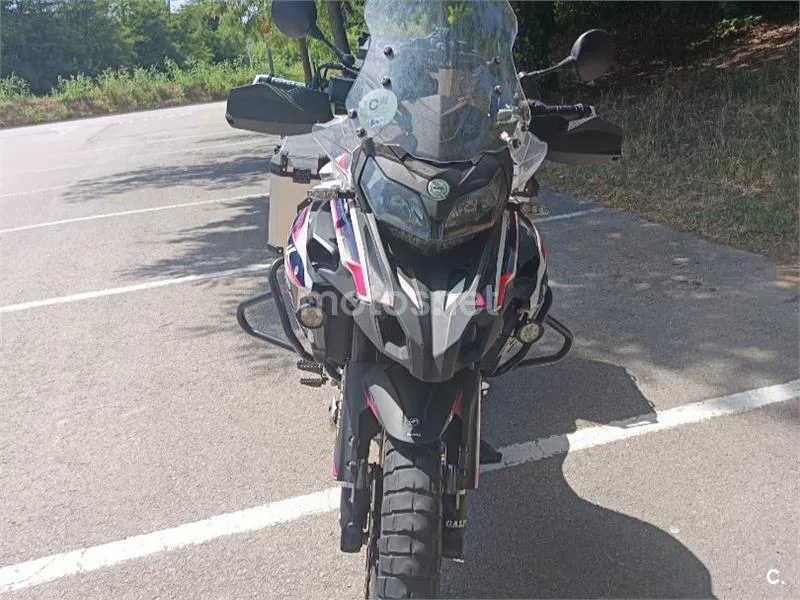 Benelli TRK 502 - Vista 5