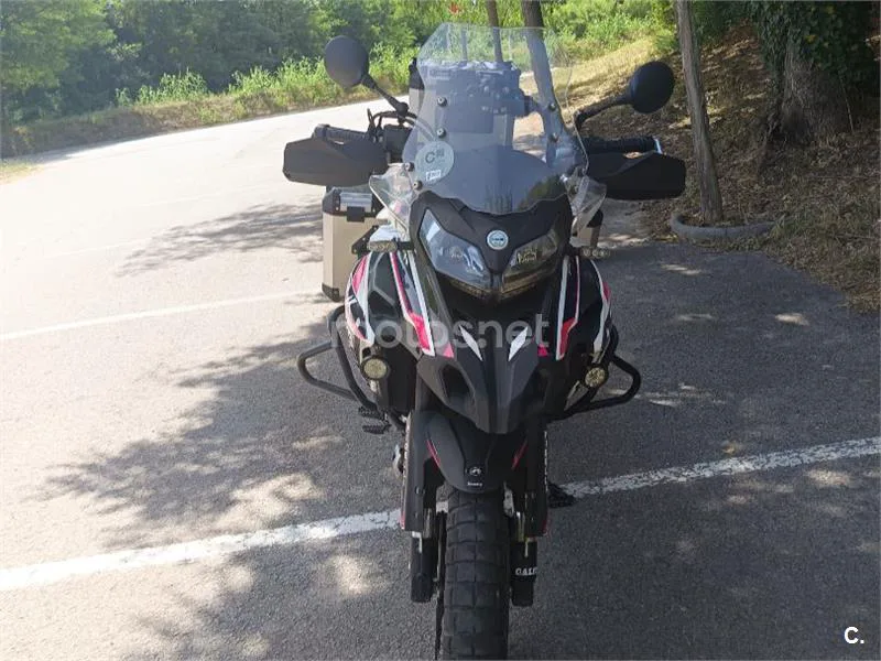 Benelli TRK 502 - Vista 10