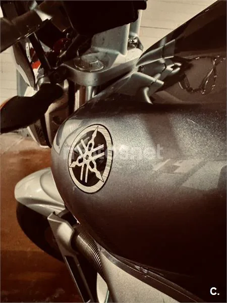 Yamaha FZ6 - Vista 8