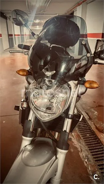 Yamaha FZ6 - Vista 9