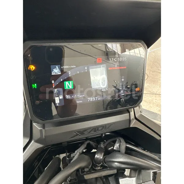 Honda X-ADV - Vista 8