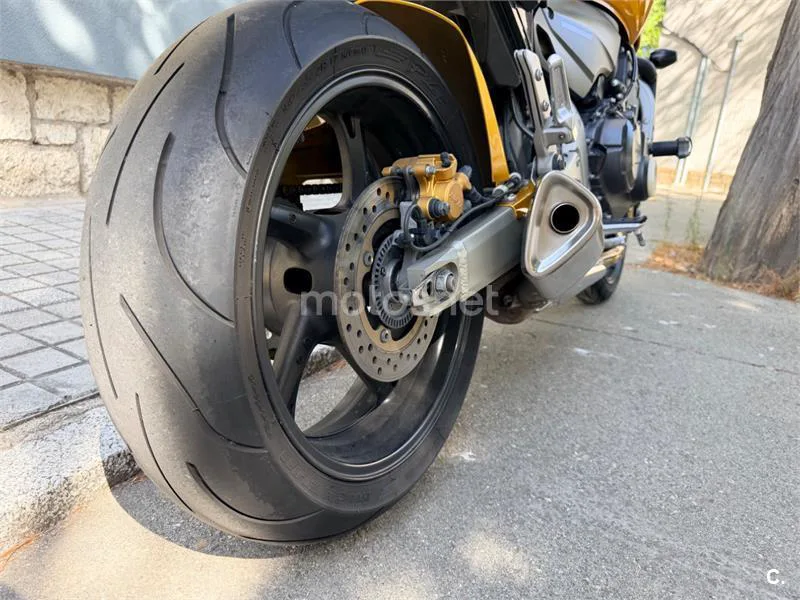 Honda CB600F Hornet - Vista 12