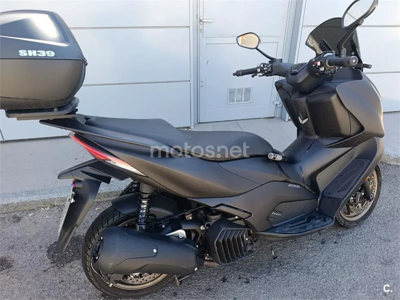 Zontes 125 D - Vista 4