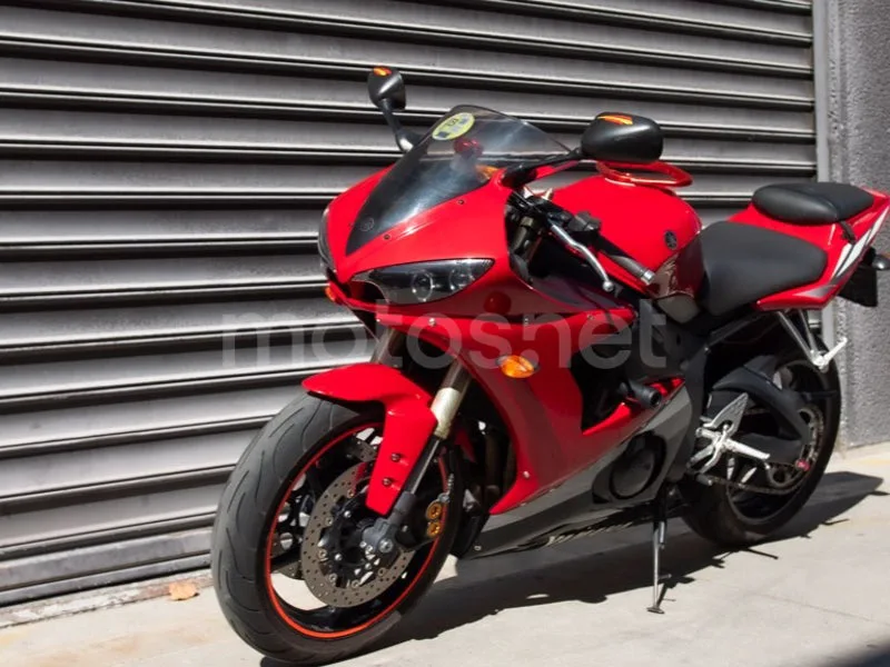 Yamaha YZF-R6 - Vista 12