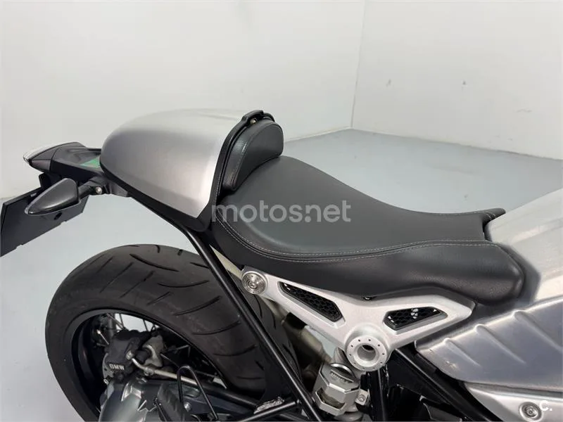 BMW R nineT - Vista 16