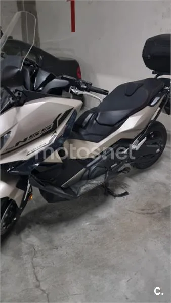 Honda Forza 750 - Vista 8
