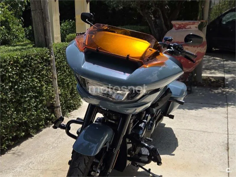 Harley-Davidson Road Glide - Vista 4
