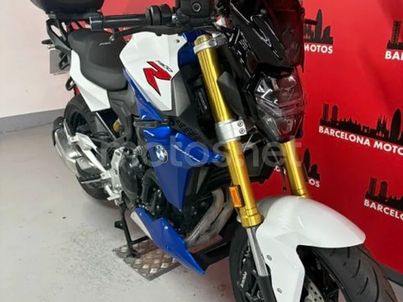 BMW F 900 R - Vista 3