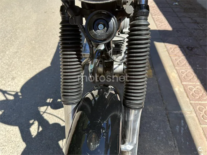 Yamaha SR250 Special - Vista 5