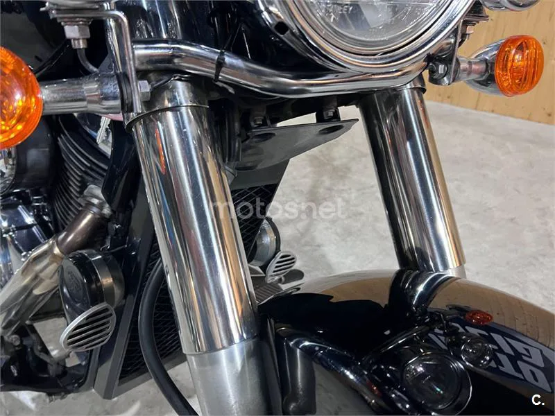 Suzuki Intruder C800 - Vista 16