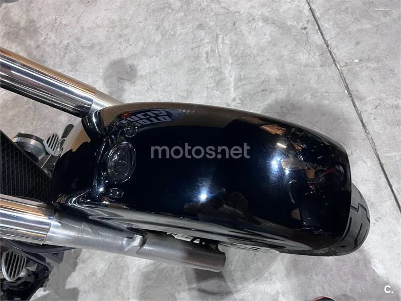 Suzuki Intruder C800 - Vista 17