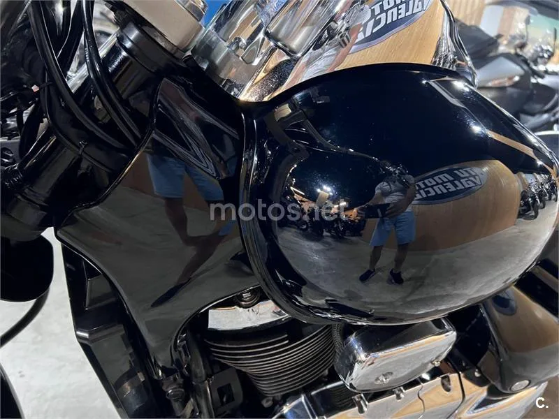 Suzuki Intruder C800 - Vista 55
