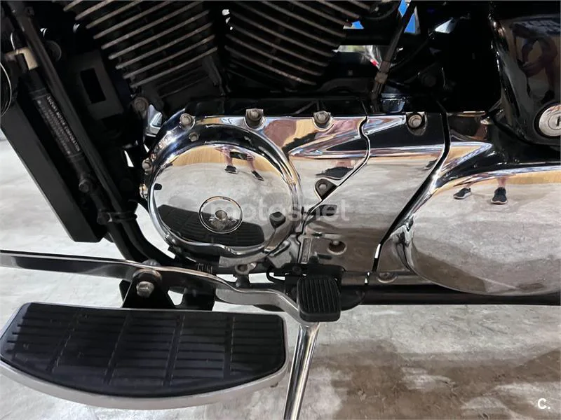 Suzuki Intruder C800 - Vista 60