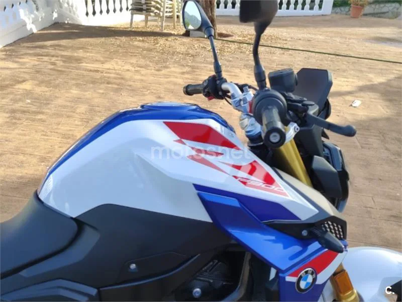 BMW F 900 R - Vista 4