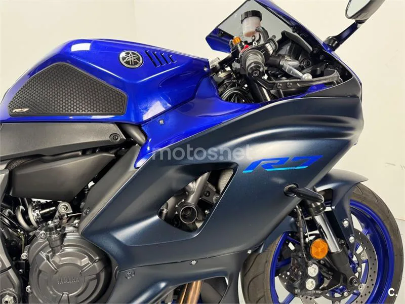 Yamaha YZF-R7 - Vista 16