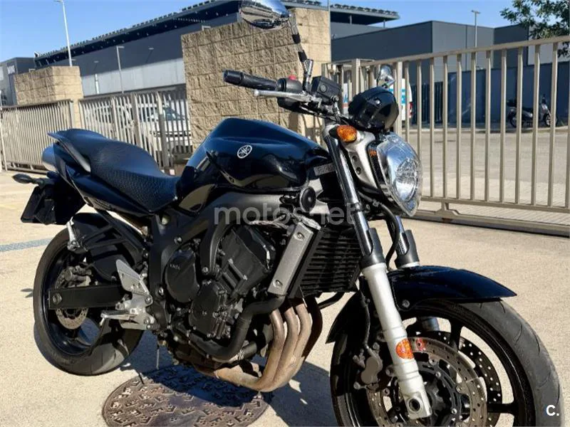 Yamaha FZ6 - Vista 3