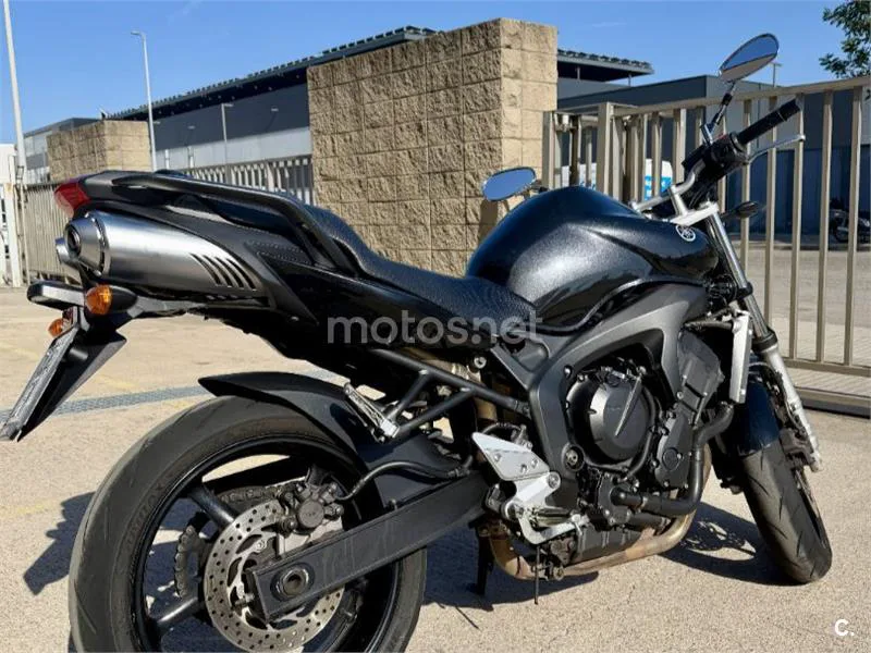 Yamaha FZ6 - Vista 6