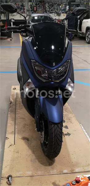 Yamaha NMAX - Vista 8