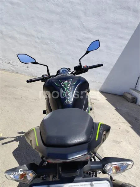 Kawasaki Z900 - Vista 6