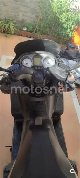 Kymco Grand Dink 125 - Vista 3