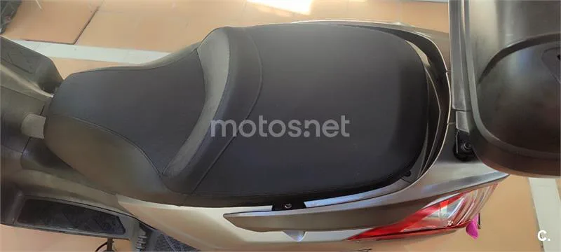 Kymco Grand Dink 125 - Vista 4