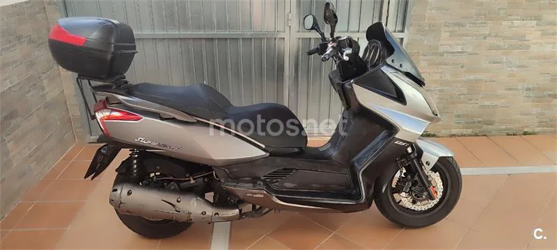 Kymco Grand Dink 125 - Vista 9