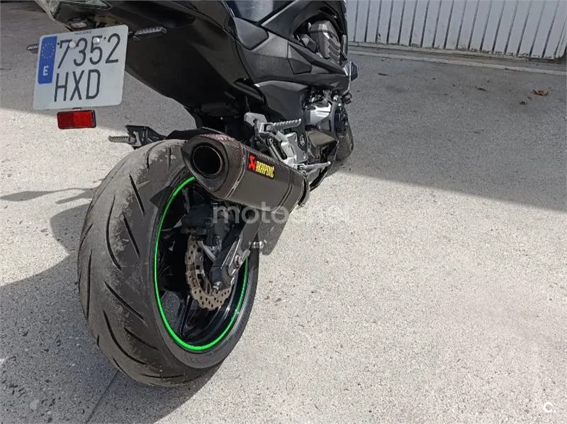 Kawasaki Z800 - Vista 8
