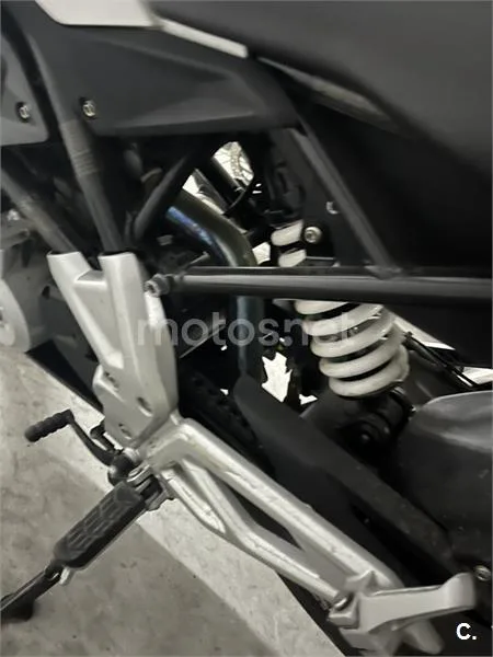 BMW G 310 R - Vista 14