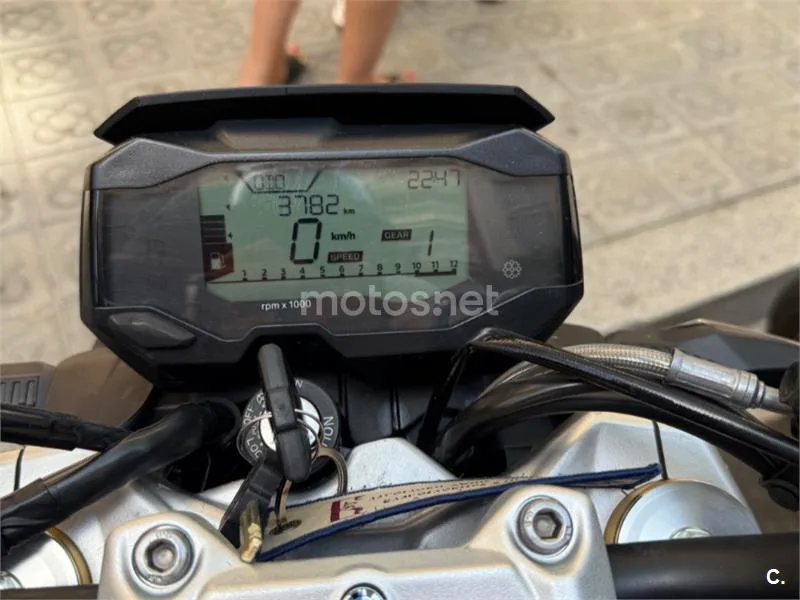 BMW G 310 R - Vista 9