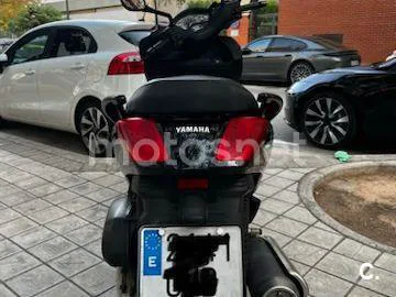 Yamaha XMAX 250 - Vista 4