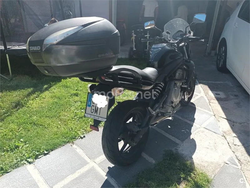 Kawasaki ER-6n - Vista 4